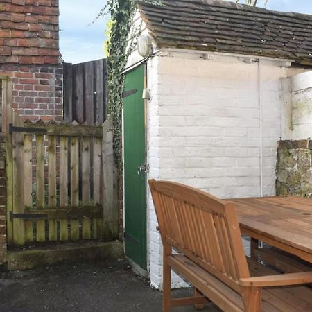 Beautiful Renovated Cottage In Mersham Ashford Kent Buitenkant foto